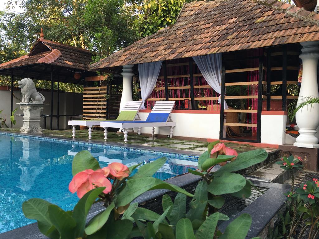 มารารีดรีมซ์เบดแอนด์เบรคฟาสต์ Villa Alappuzha ภายนอก รูปภาพ